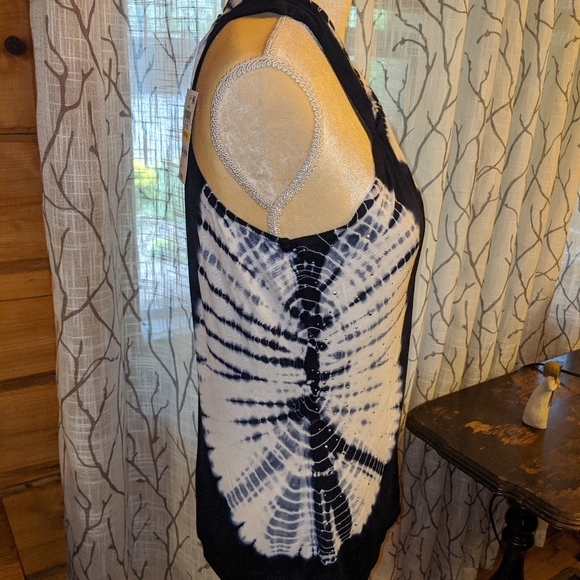 I.N.C. Top - Picture 4 of 7